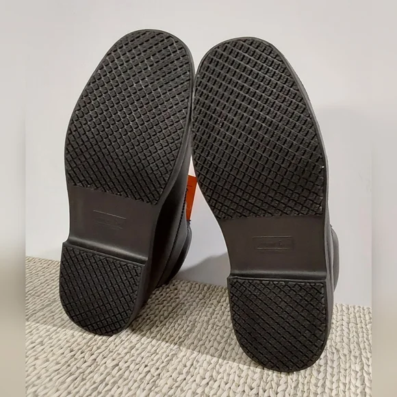 NIB GENUINE GRIP Men's Boots SIZE 11.5W / #058 - Picture 5 of 9